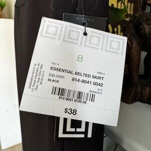 Calvin Klein NEW skirt. With tags.